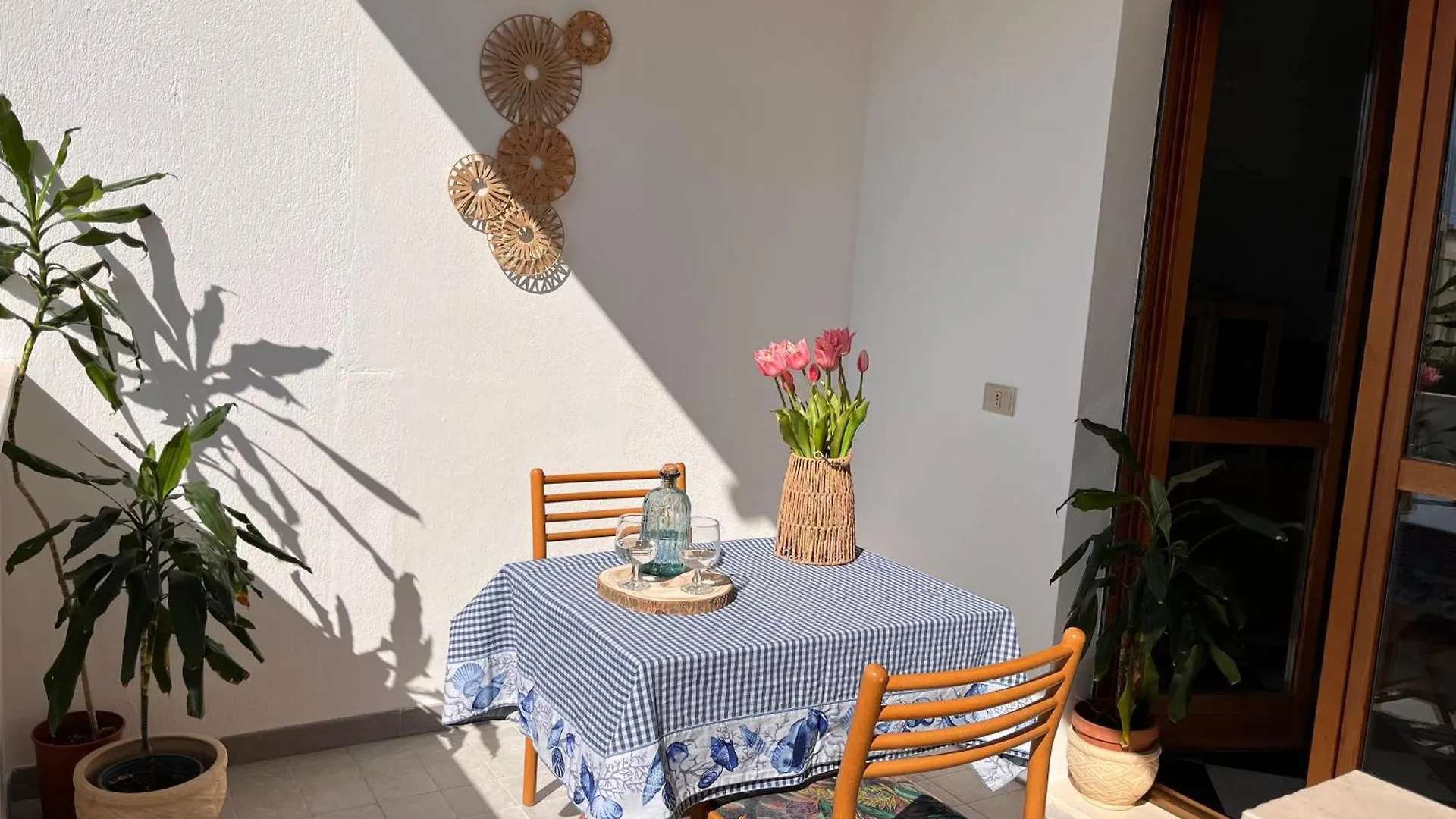Sea Charm Apartment 阿尔盖罗
